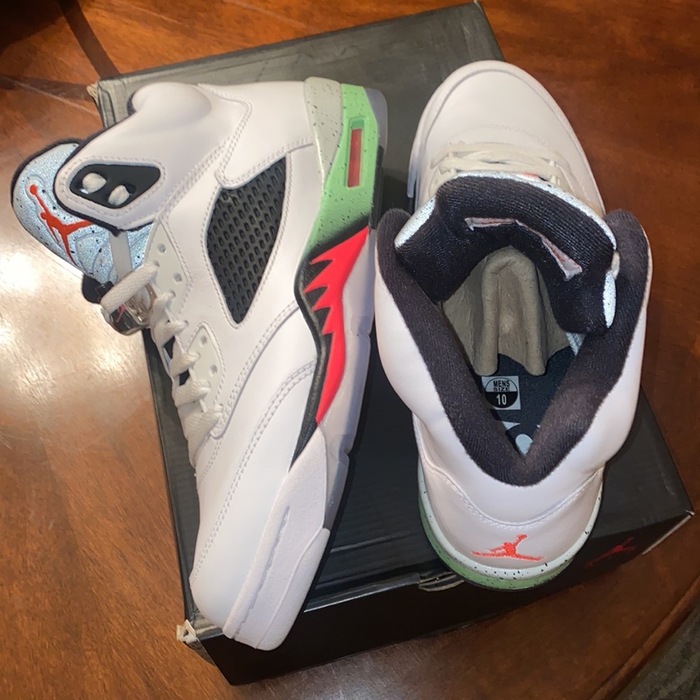 Air Jordan 5 Retro - Picture 6 of 6